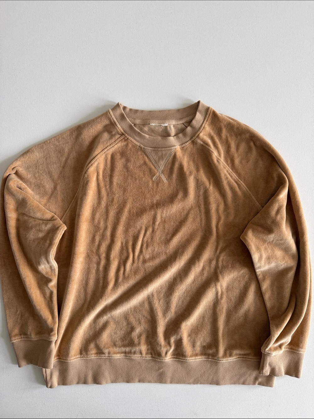 Pact Organic Cotton Velour Sweatshirt Luxury Loungewear